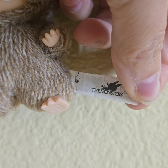 Pop Mart Pin For Love Labubu "&" - Picture 1 of 7